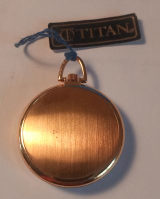 Reloj Titan Quartz Chapado Oro 10 Micras