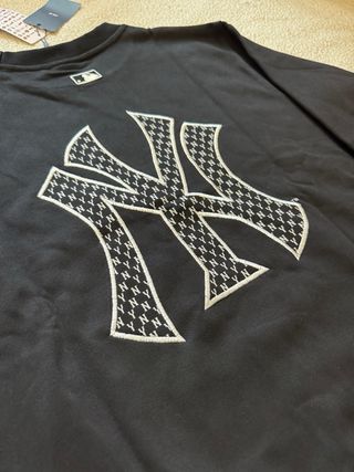 Sudadera MLB Negra Logo Yankees