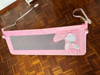 Barrera de cama infantil rosa