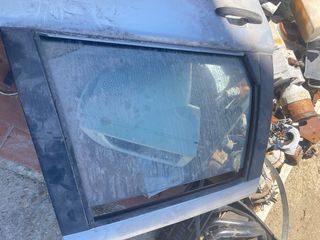 Puerta delantera izquierda coche