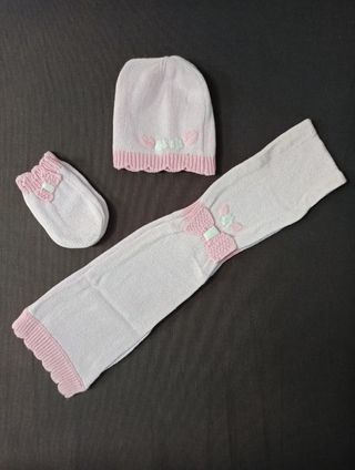 Conjunto Gorro, Bufanda y Manoplas Bebé Rosa