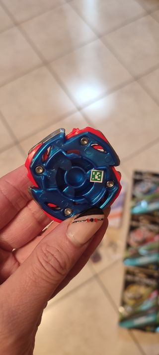 Beyblade impact drake