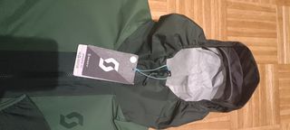 Chaqueta Scott  columna 36.000 Nuevo 