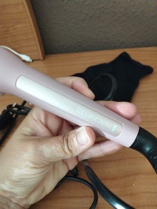 Rizador de pelo cónico rosa