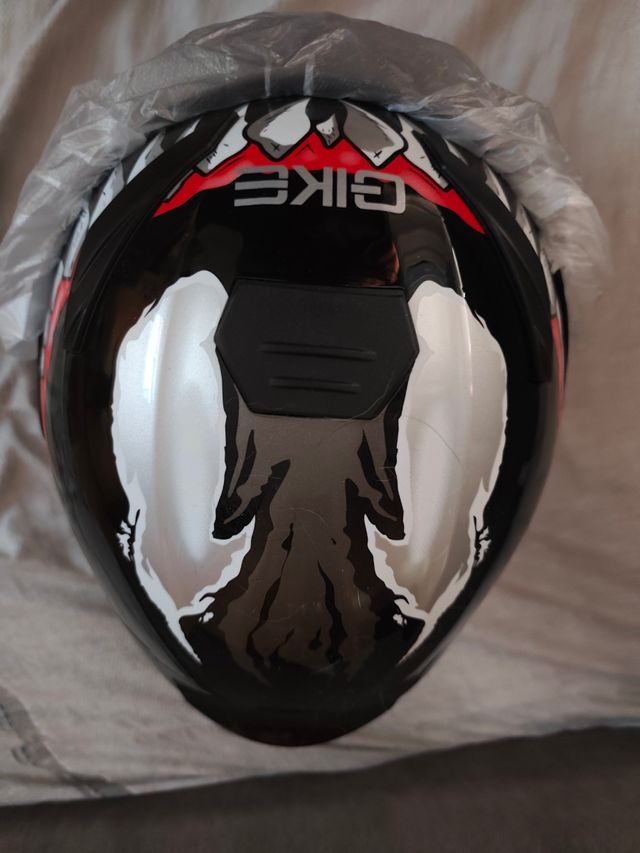 Casco de moto Gike diseño Venom