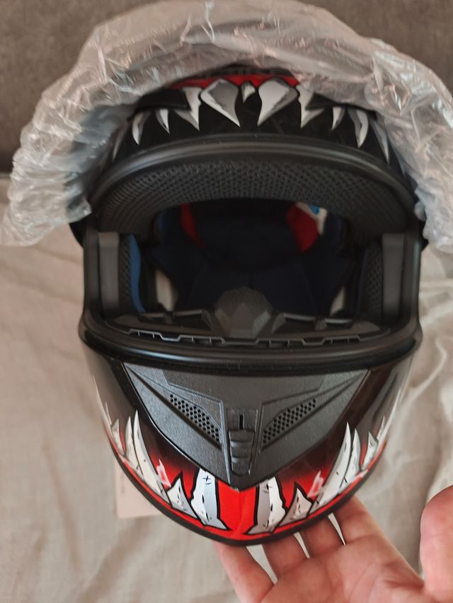 Casco de moto Gike diseño Venom