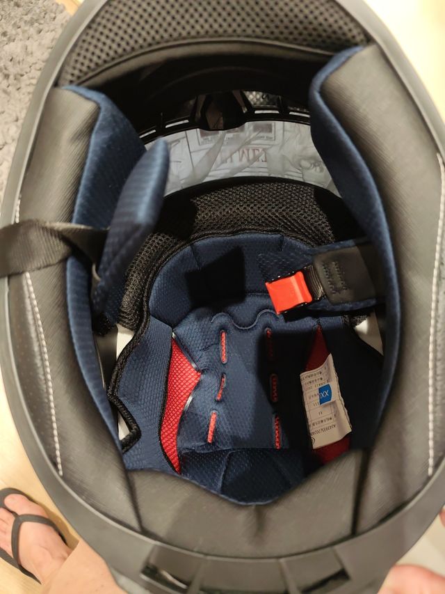 Casco de moto Gike diseño Venom