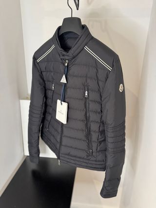 Chaqueta Moncler Perial Negra Acolchada