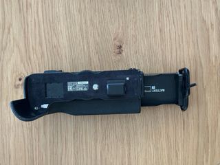 Fujifilm XT-2 con 5 baterías y funda de cuero.