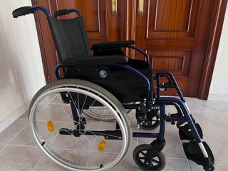Silla de ruedas plegable Vermeiren D200