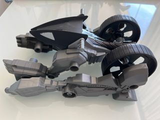 Figuras Batman y Spiderman con Batmoto