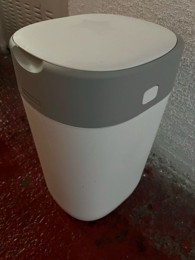 Contenedor pañales + 5 recambios