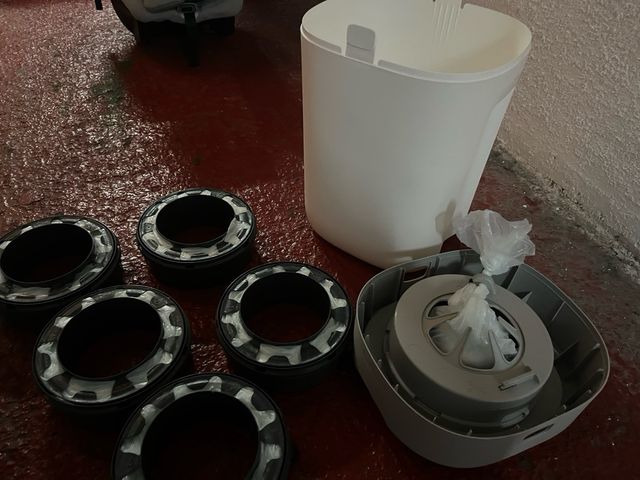 Contenedor pañales + 5 recambios