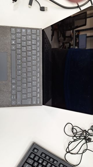 Surface Pro 9 i7 16GB 512GB SSD Win11 PRO