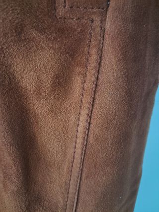Gabardina de ante con cuello de pelo