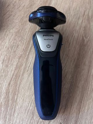 Afeitadora Philips AquaTouch + Accesorios