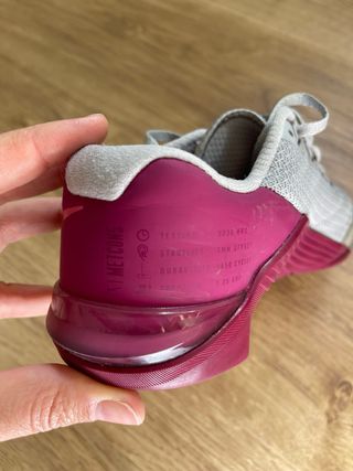 Nike Metcon 5 Zapatillas Entrenamiento Gris/Rosa