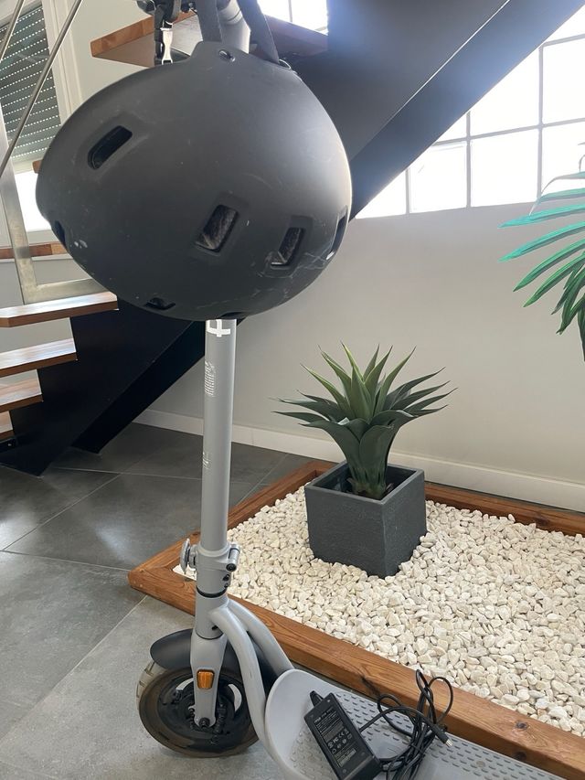 Patinete Eléctrico PURE de gama alta. 