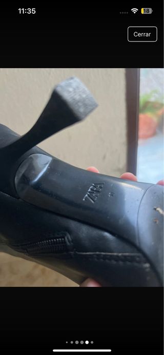 Botines Zara tacón tachuelas negros