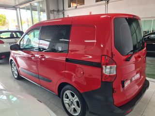 Ford Transit Courier 2018