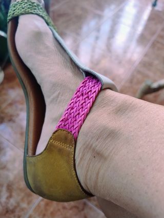 Sandalias planas multicolor