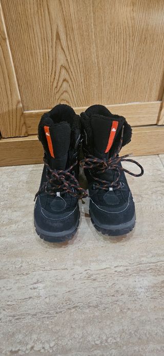 Botas de montaña negras con cordones Decathlon