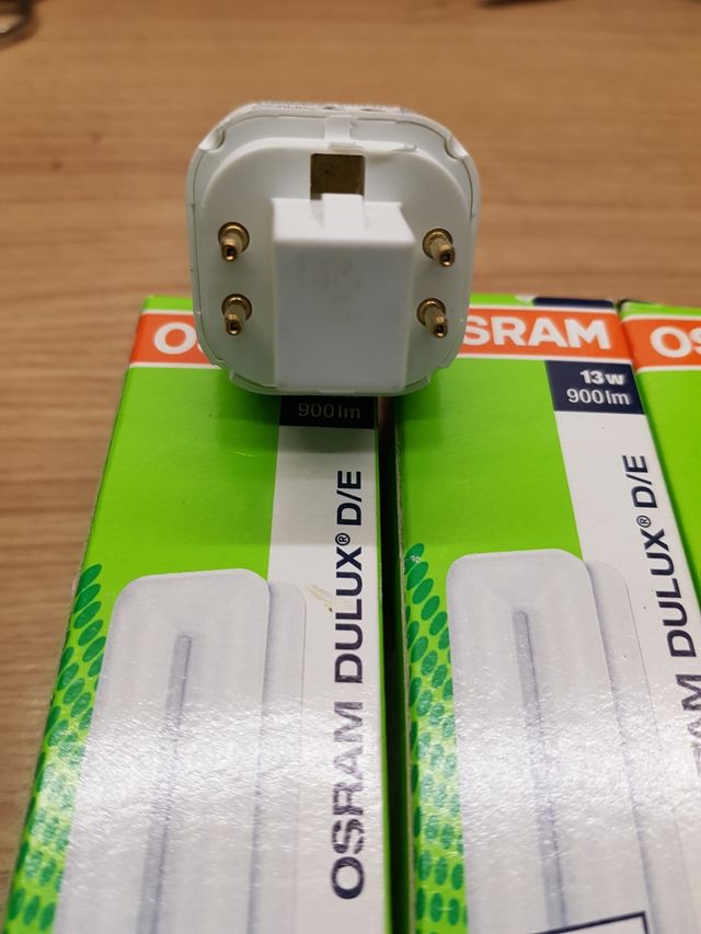Bombilla Osram Dulux D/E 13W 840 4 pines