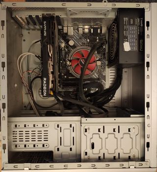 PC Gaming Ryzen 5 3600 + RX 6700