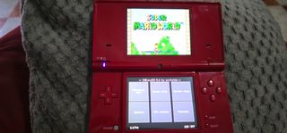 Nintendo DSi Roja