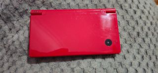 Nintendo DSi Roja