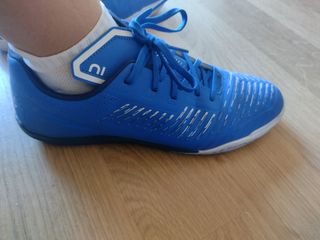 Zapatillas Fútbol Sala Azul y Blanco