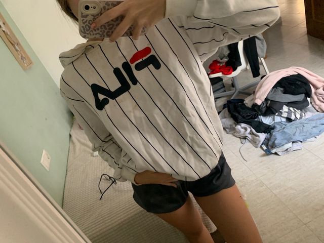 Sudadera Fila rayas blancas y negras