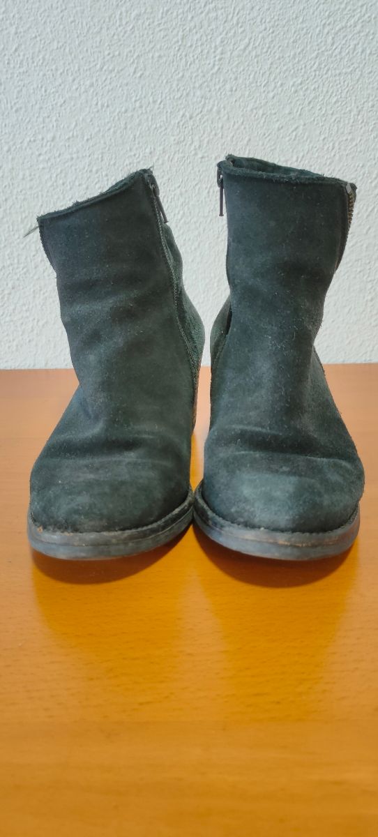 Botines negros elegantes