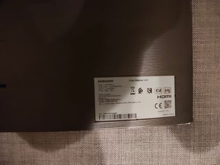 Monitor Samsung Negro sin soporte