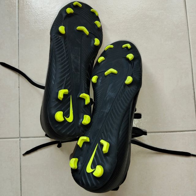 Botas de fútbol Nike