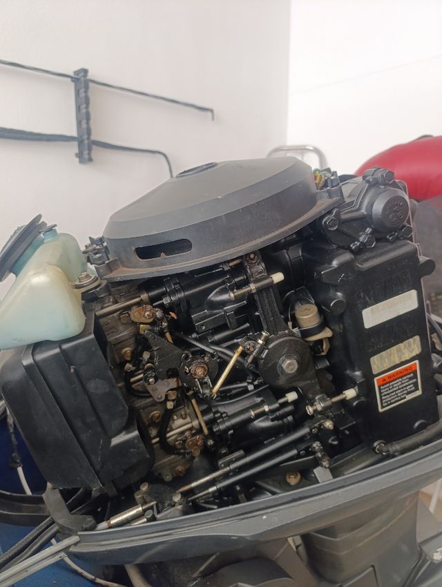 Motor fueraborda Mariner 40 CV