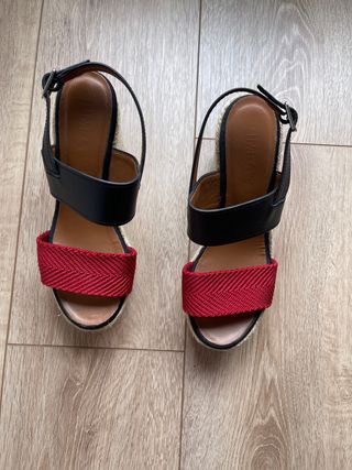 Sandalias Bimba y Lola Plataforma