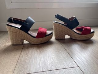 Sandalias Bimba y Lola Plataforma