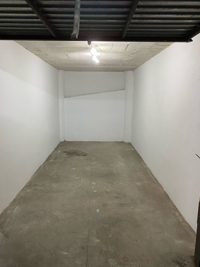 Trastero grande en venta Calle Josep irla Salt