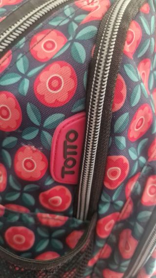 Mochila floral azul y rosa