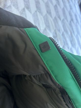 Chaqueta The North Face 550 DryVent Verde