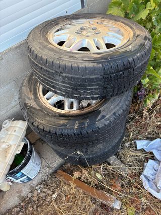 llantas mercedes Viano