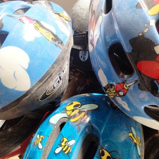 8 Cascos Infantiles