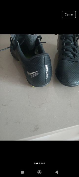 Botas de fútbol niño Nike Mercurial T36