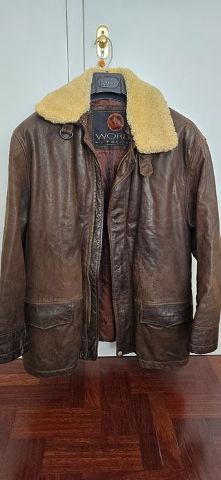 Chaquetón de piel para hombre