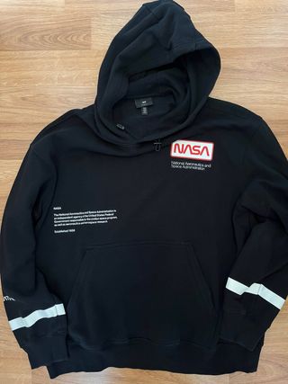 Sudadera H&M NASA Talla XL Negra