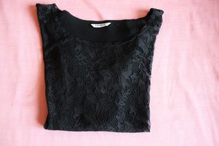 Camiseta Pull and Bear Talla L Encaje Flores