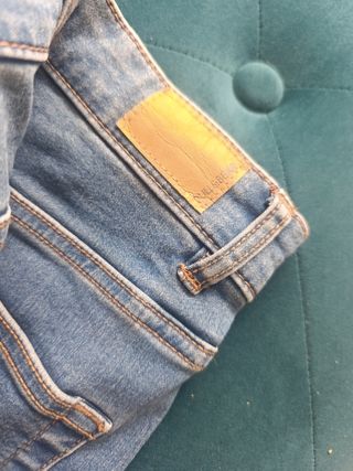 Pantalón pitillo Pull & Bear azul