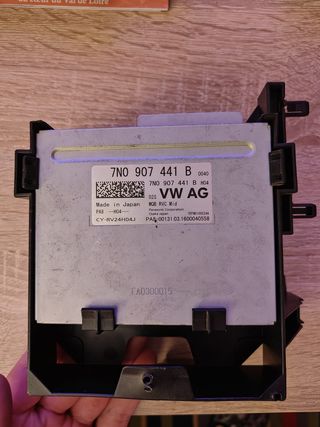 Controlador camara trasera  7N0907441B