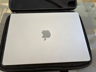 Apple MacBook Pro 14 M3 Gris Espacial